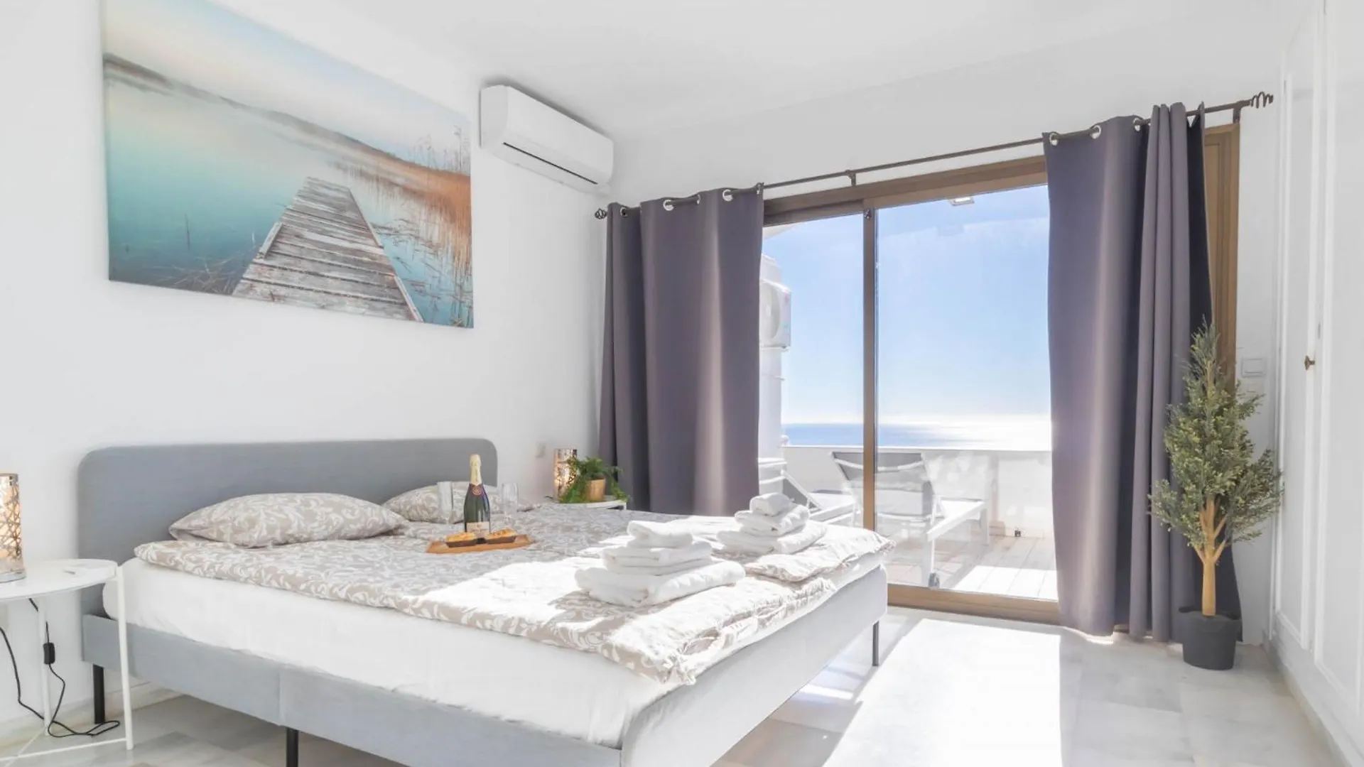 Sea View Duplex In Calahonda Appartement Sitio de Calahonda 0*,  Spanje
