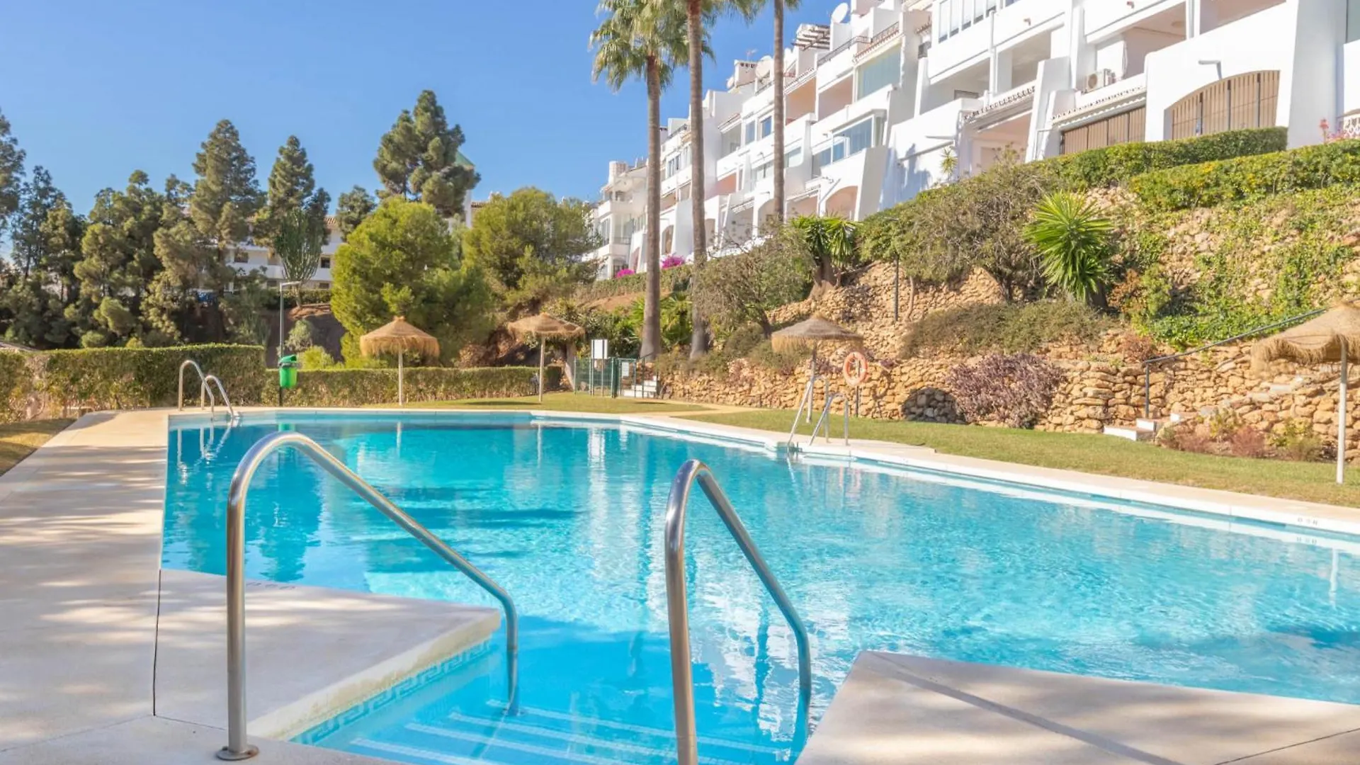 Sea View Duplex In Calahonda Appartement Sitio de Calahonda